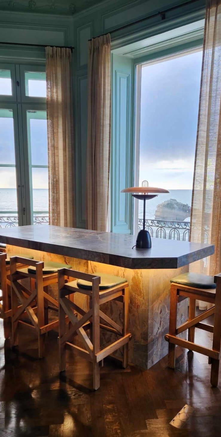 Bar en marbre et vue sur l'océan, Villa Begoña, Biarritz